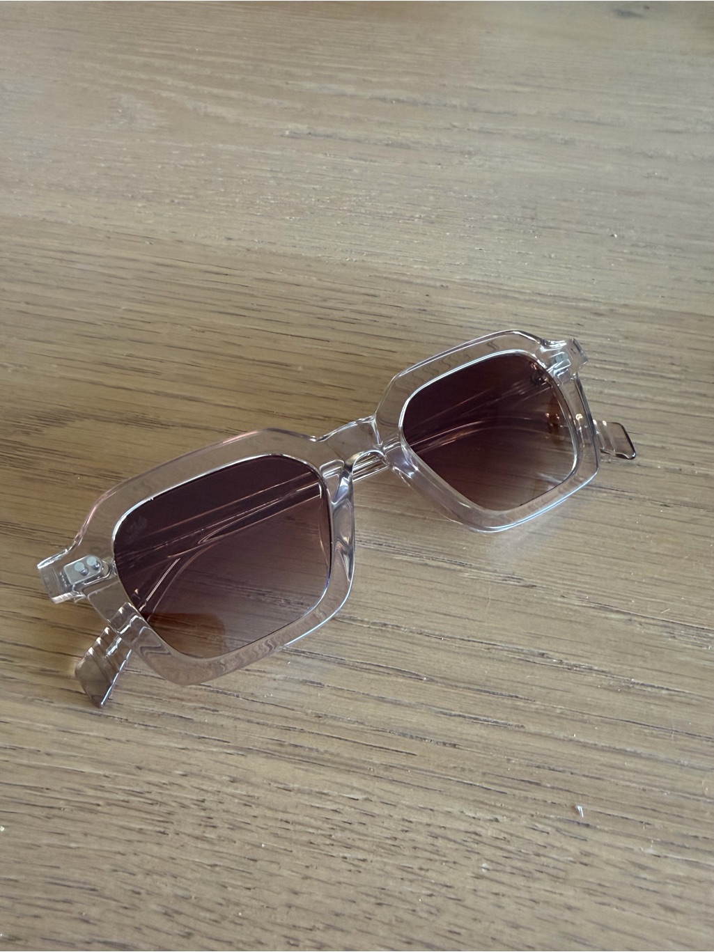 Akila Transparent Yellowish Frame Sunglasses With Brown Gradient Lenses — image 2 of 3